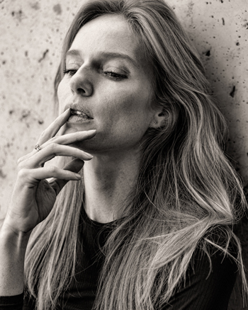 Nell Rebowe - ©mansumarni