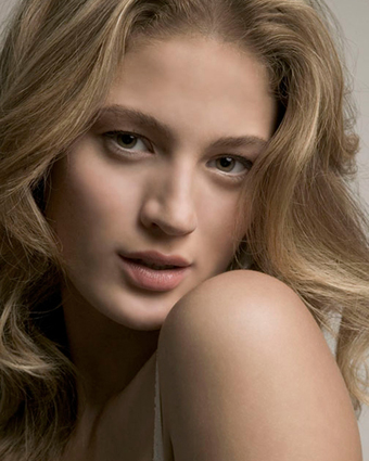 Michelle Buswell - ©mansumarni